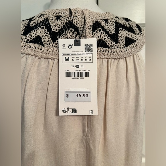 NWT Zara Crocheted Neckline Sleeveless Blouse Cream & Black Size Medium - Picture 7 of 7
